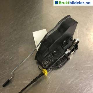 Låsekasse høyre til BMW 5-Serie,  (E60/E61) (BMW|51 21 7 202 146)
