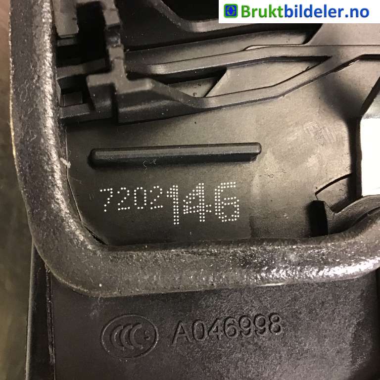 Låsekasse høyre til BMW 5-Serie 2003-2010 (E60/E61) (E60/E61) (BMW|51 21 7 202 146|)