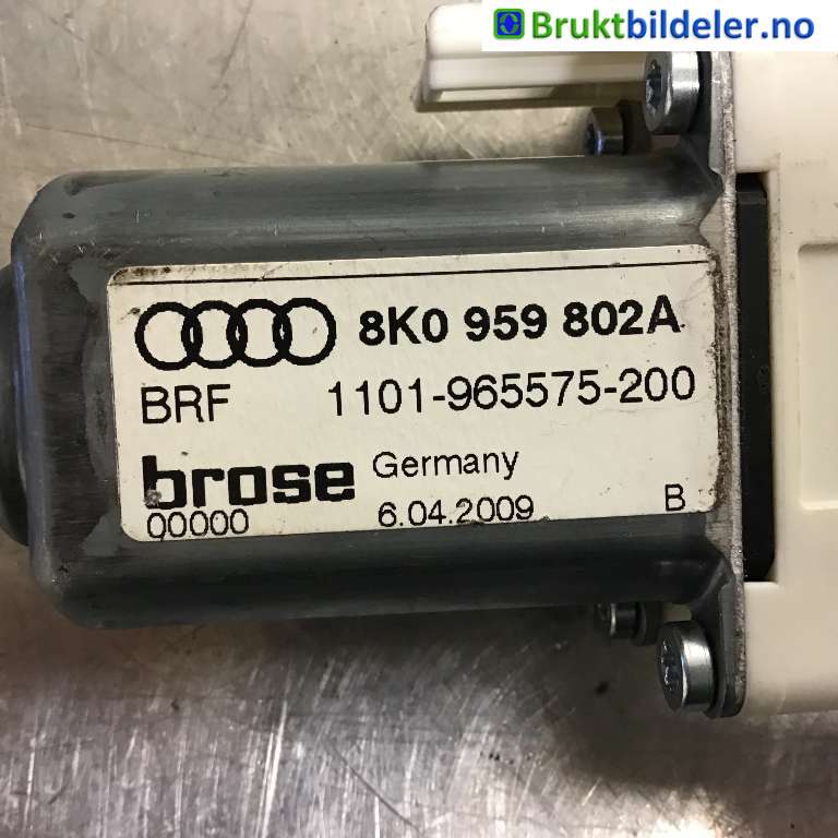 Ruteheis høyre foran til Audi A4 2007-2014 (Type IV) (B8) (B8) (AUDI|8K0 959 802 A|1101-965575-200|)