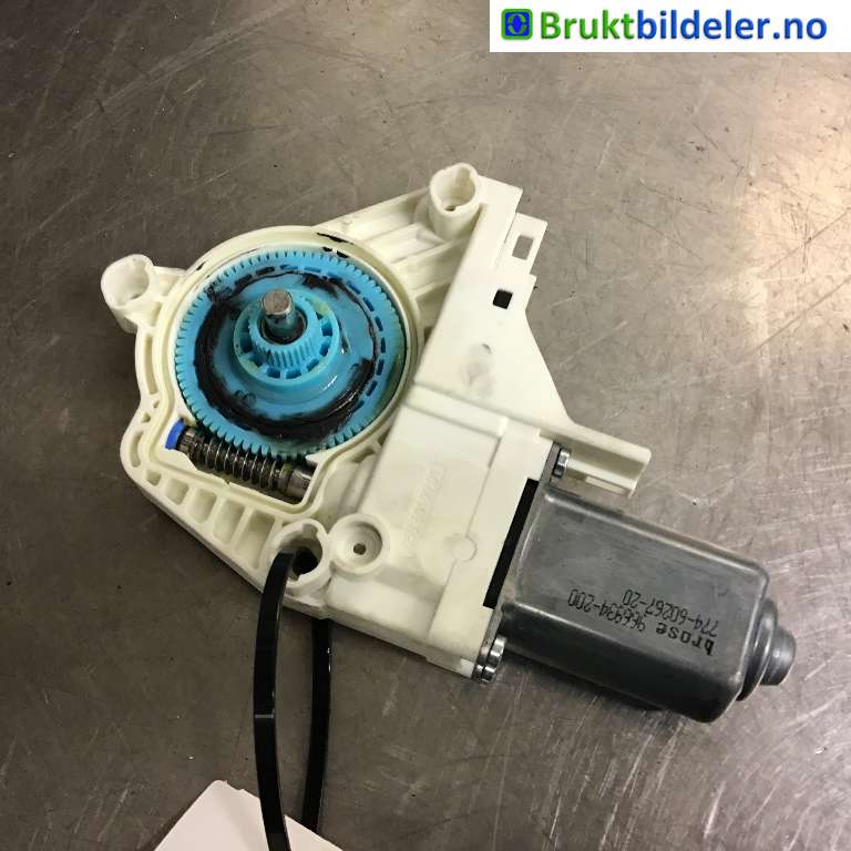 Ruteheis høyre foran til Audi A4, 2007-2014 (Type IV) (B8) (B8) (AUDI|8K0 959 802 A)