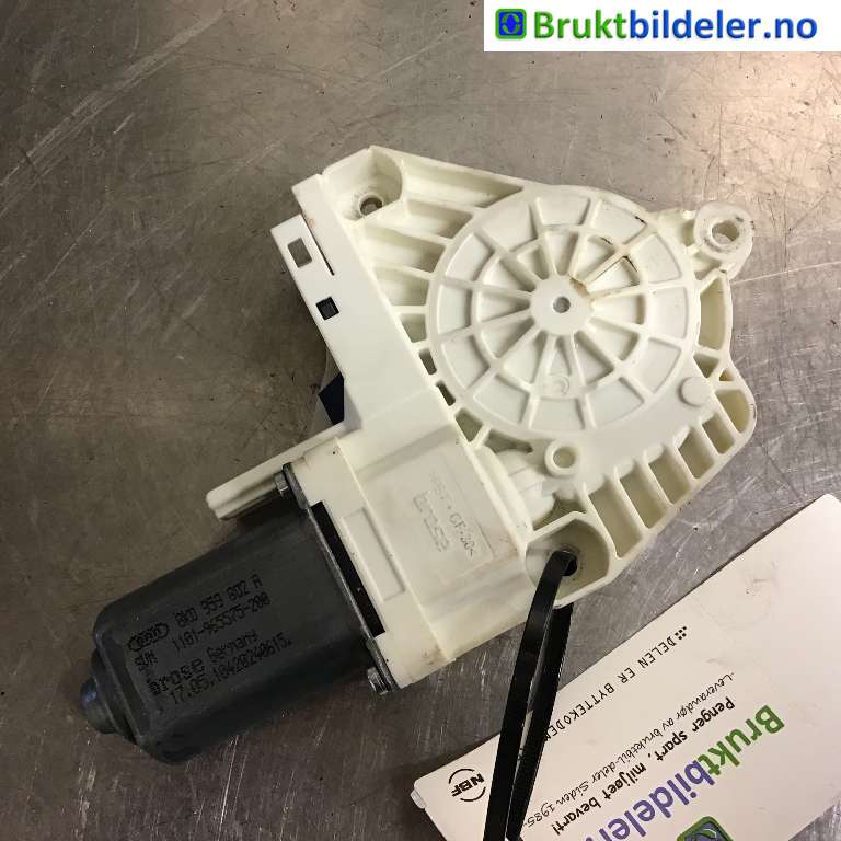 Ruteheis høyre foran til Audi A4 2007-2014 (Type IV) (B8) (B8) (AUDI|8K0 959 802 A|1101-965575-200|)