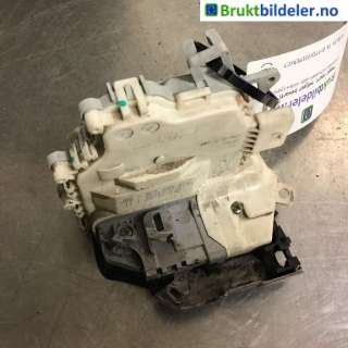 Låsekasse høyre til Audi A4, 2007-2014 (B8, Type IV) (B8) (AUDI|8K0 839 016 C)