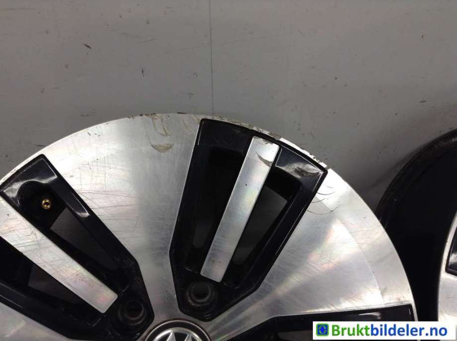 Felgsett aluminium til VW e-Golf 2017-2020 (Fase 2)  (VOLKSWAGEN|5GE 601 025|6.5JX16 ET46 5X112|)