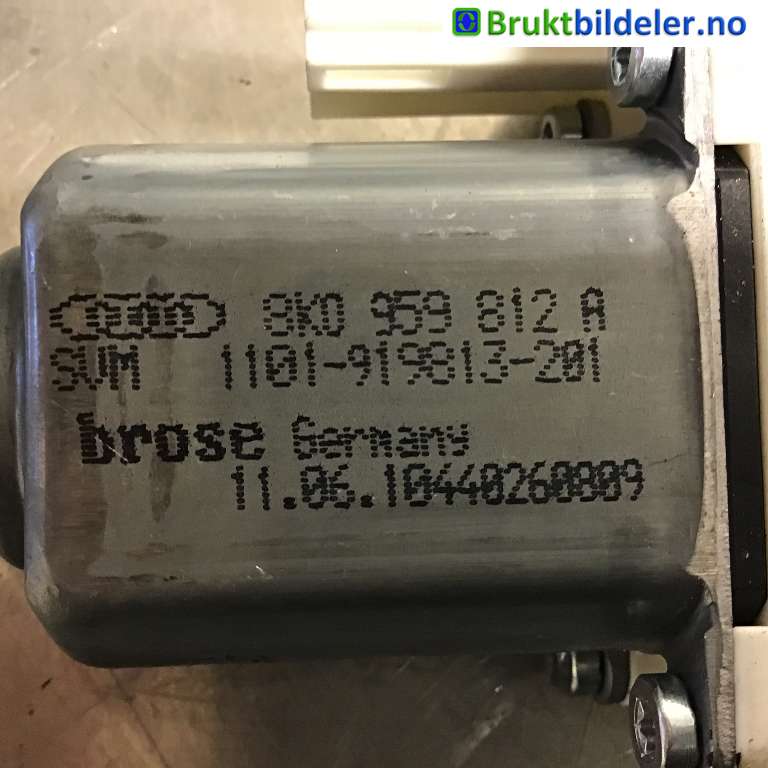 Ruteheis høyre bak til Audi A4 2007-2014 (Type IV) (B8) (B8) (AUDI|8K0 959 812 A|1101-919813-201|)