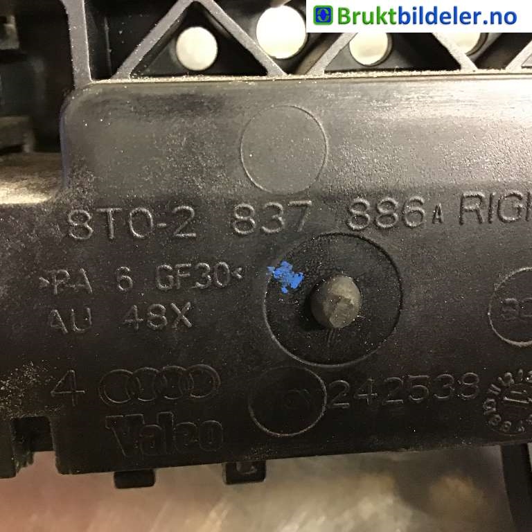 Dørhåndtak utv høyre til Audi A4 2007-2014 (Type IV) (B8) (B8) (AUDI|8T0 837 886 A|)