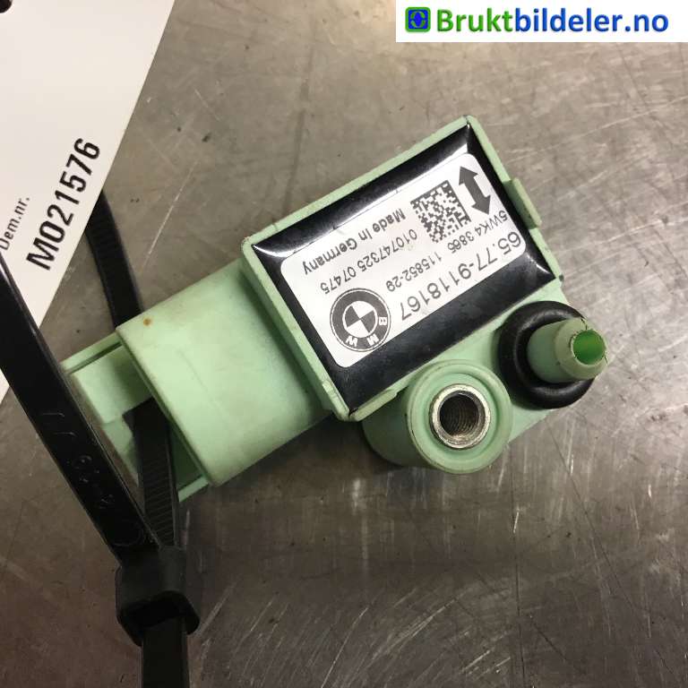 Airbag sensor høyre til BMW 5-Serie, 2003-2010 (E60/E61) (E60/E61) (BMW|65 77 9 118 167)