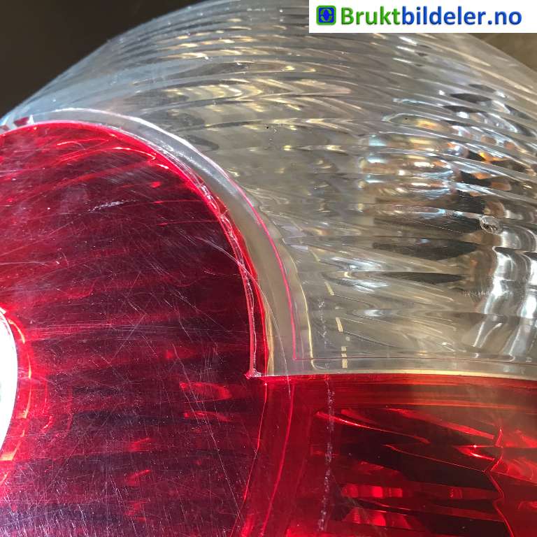 Baklykt høyre til BMW X3 2003-2006 (Fase 1) (E83) (E83) (BMW|6321-6990170|)