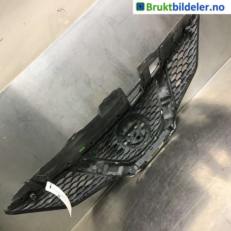 Grill til Nissan Qashqai 2014-2021 (Type II) (NISSAN|623124EA0D|)