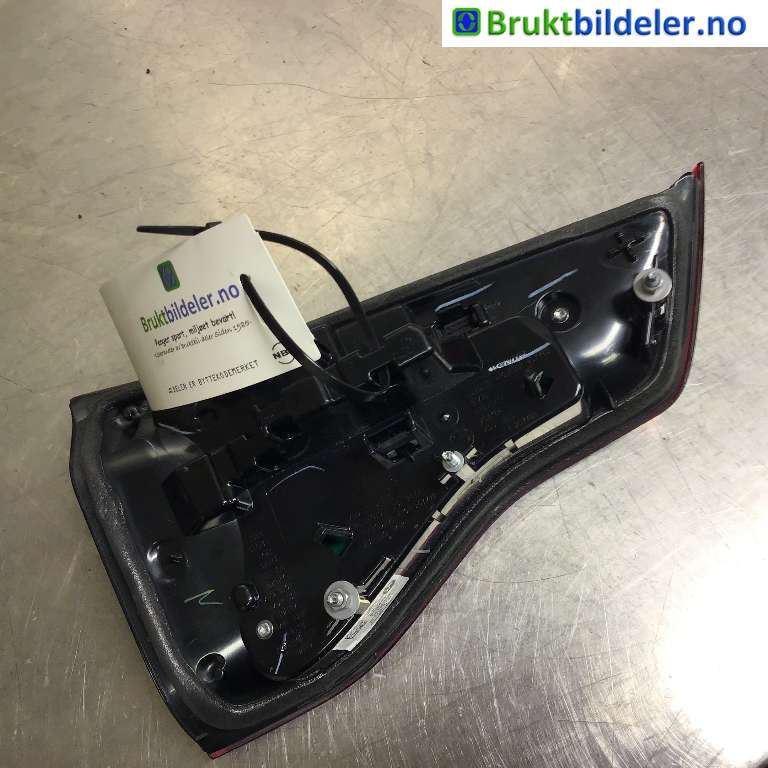 Baklykt høyre indre til BMW X3 2017-->> (G01) (G01) (BMW|63 21 9 853 378|2TZ 012 694-12|)