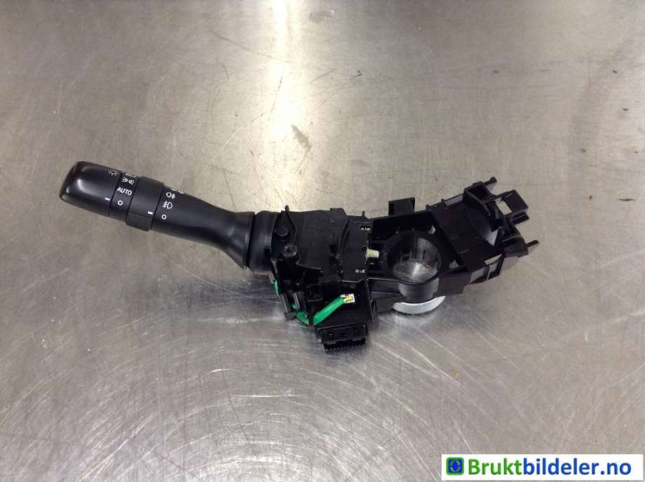 Bryter blink til Toyota GT86 2012-->> (TOYOTA|SU00302473|)