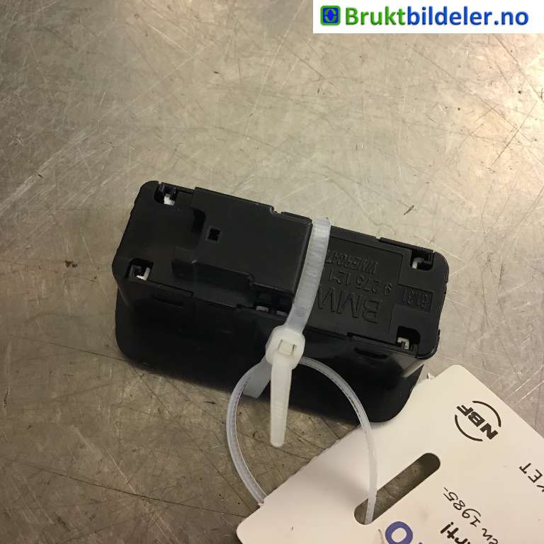 Bryter baklukeåpner til BMW X3 2017-->> (G01) (G01) (BMW|61 31 9 275 121|)