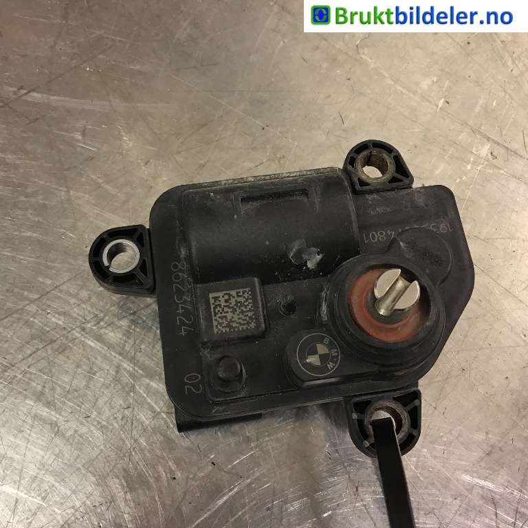 Diverse deler til BMW X3, 2017-->> (G01) (G01) (BMW|18 30 8 623 424)