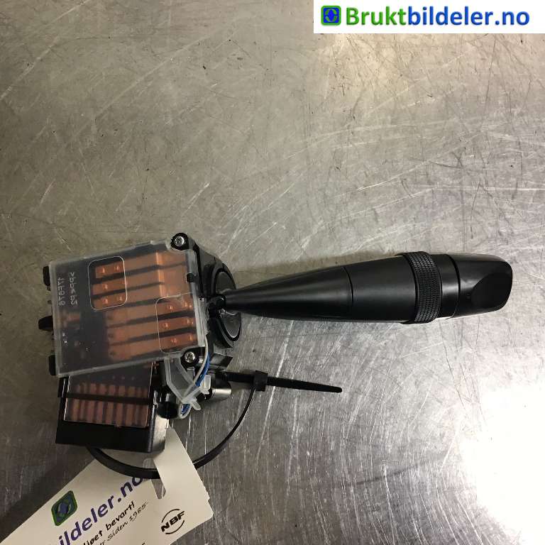 Bryter blink til Suzuki SX4 S-CROSS 2013-->> (Type II)  (SUZUKI|37310-68L20|)