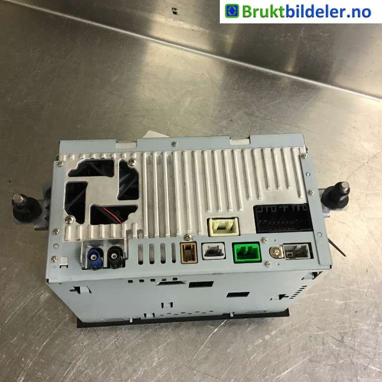Bilstereo til Suzuki SX4 S-CROSS 2013-->> (Type II) (SUZUKI|39920-61MR0|A2AVGB02EU3B|)
