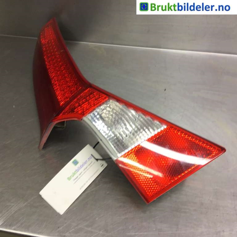 Baklykt venstre indre til Volvo V70, 2007-2013 (Type III, Fase 1)  (VOLVO|31395068)