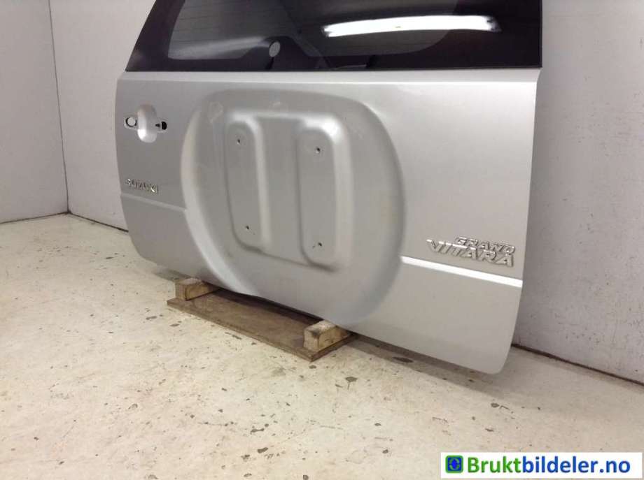 Bakluke til Suzuki Grand Vitara 2005-2015 (Type III)  (SUZUKI|69100-65830|)