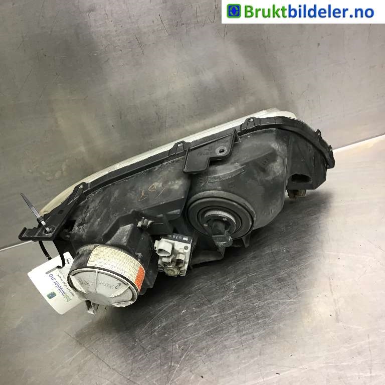 Frontlykt venstre xenon til Suzuki Grand Vitara 2005-2015 (Type III)  (SUZUKI|35320-65JB1|)