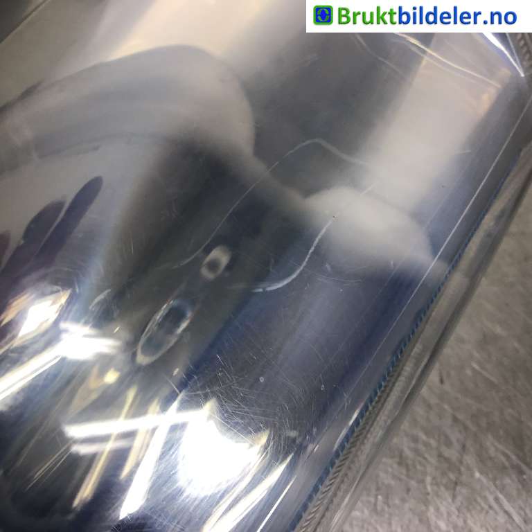 Frontlykt høyre halogen til Nissan Leaf 2011-2017 (Type I)  (NISSAN|2618003NL0A|)
