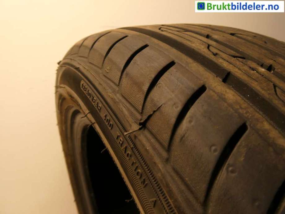 Dekk til Annet Dekk sommer 0-->>  (TRIANGLE|)