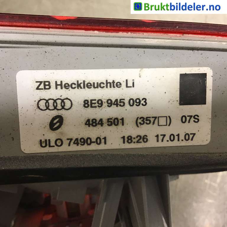 Baklykt venstre indre til Audi A4 2004-2008 (Type III) (B7) (B7) (AUDI|8E9 945 093|484 501 389 07S|)