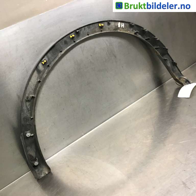 Hjulbuelist venstre foran til Nissan Qashqai 2014-2021 (Type II)  (NISSAN|938284EA0A|)