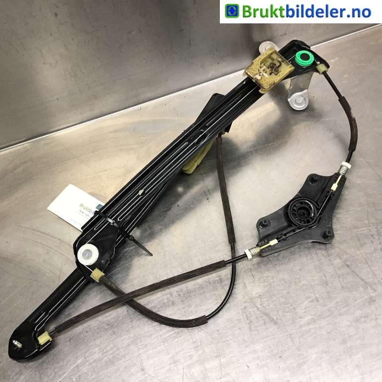 Ruteheis til VW e-Golf 2014-2017 (Fase 1) (VOLKSWAGEN|5G4 837 462 H|C03533-105|)