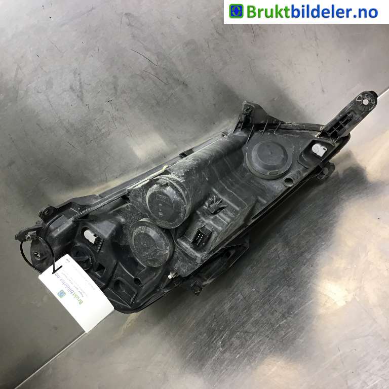Frontlykt venstre halogen til Citroën Jumpy 2007-2016 (Type II)  (CITROEN|6208 L0|89902605|14 013 681 80)
