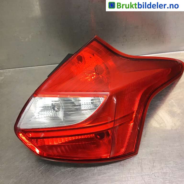 Baklykt høyre til Ford Focus, 2011-2014 (Type III, Fase 1)  (FORD|BM51-13404-AK)