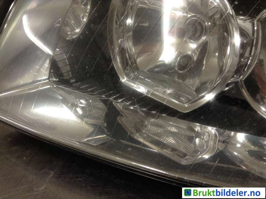 Frontlykt venstre xenon til Audi A4 2001-2004 (Type II) (B6) (B6) (AUDI|8E0 941 003 AQ|89310230|)