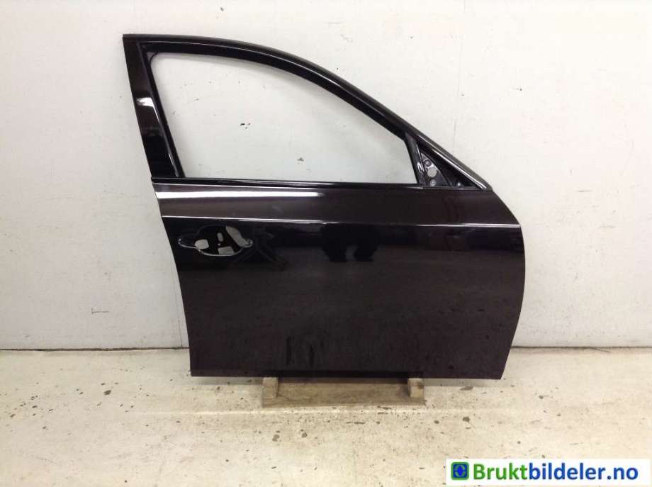 Dør høyre foran til BMW 5-Serie, 2003-2010 (E60/E61) (E60/E61) (BMW|41 51 5 A2A 3A6)