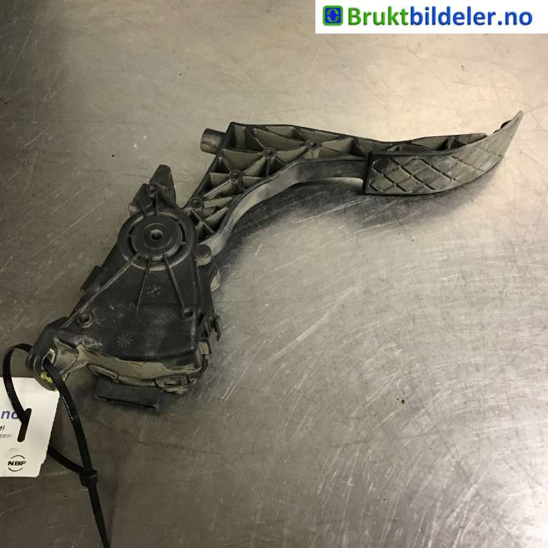 Pedal gass til VW Amarok, 2010-2016 (Type I, Fase 1)  (VOLKSWAGEN|6Q1 721 503 M)