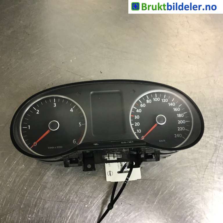 Instrumentpanel til VW Amarok, 2010-2016 (Type I, Fase 1)  (VOLKSWAGEN|2H0 920 863 B)