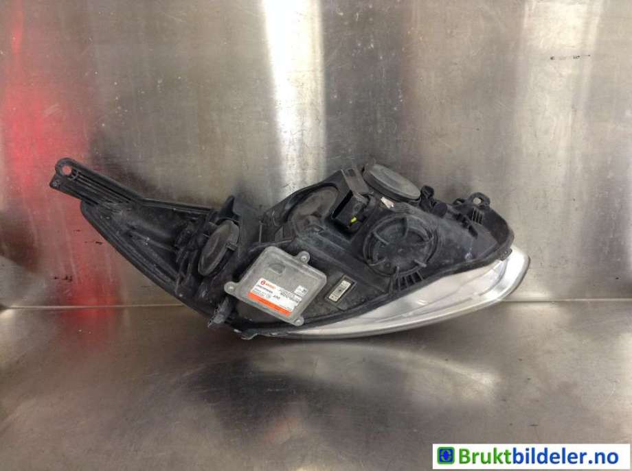 Frontlykt venstre xenon til Ford Focus 2011-2014 (Type III, Fase 1)  (FORD|BM51-13006-JB|2004299|)