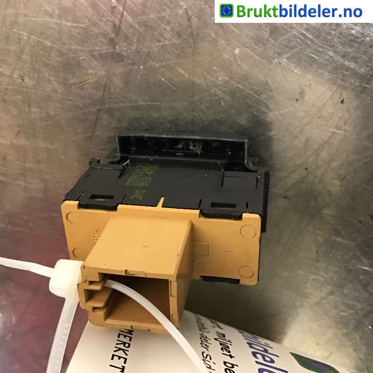 Bryter diverse til VW Amarok 2010-2016 (Type I, Fase 1)  (VOLKSWAGEN|2H1 919 473 C|03912129|)