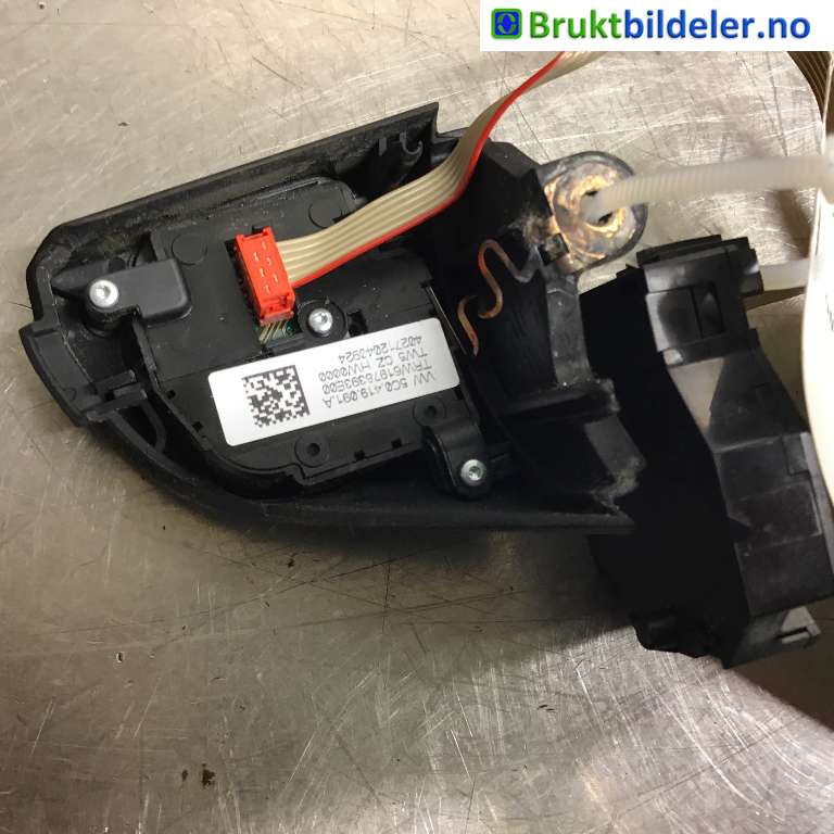 Bryter diverse til VW Amarok 2010-2016 (Type I, Fase 1)  (VOLKSWAGEN|5C0 419 091 A|61978393E00|)