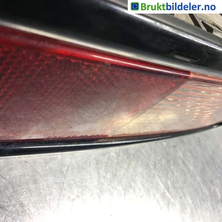 Baklykt fra støtfanger til Mitsubishi Outlander 2015-->> (Type III, Fase 2)  (MITSUBISHI|8336A102|)