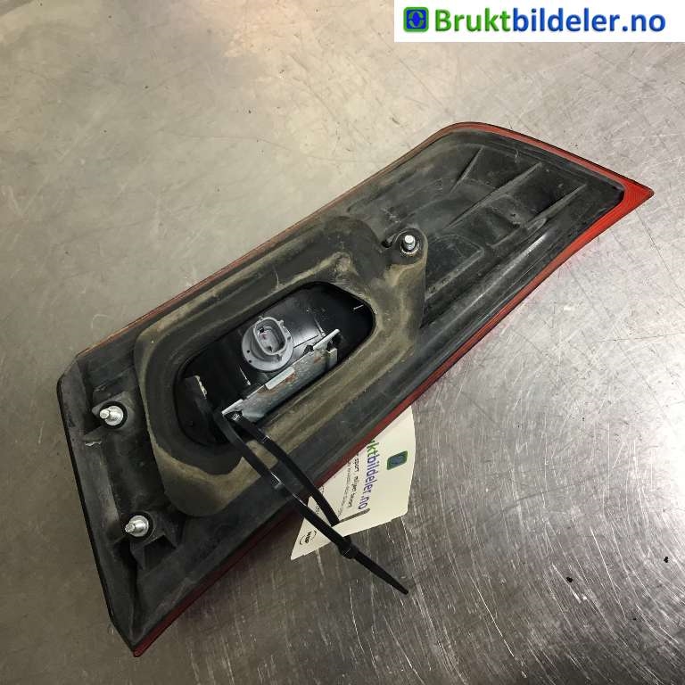 Baklykt venstre indre til Mitsubishi ASX 2010-2019  (MITSUBISHI|8336A087|)