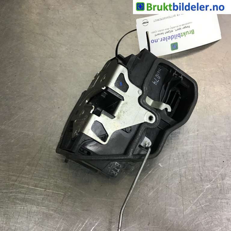 Låsekasse høyre til BMW 5-Serie 2003-2010 (E60/E61) (E60/E61) (BMW|51 21 7 202 146|)