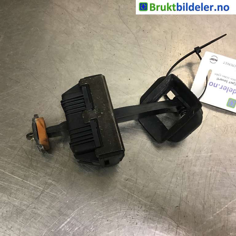 Dørstopper til BMW 5-Serie 2003-2010 (E60/E61) (E60/E61) (BMW|51 21 7 176 804||7033609)