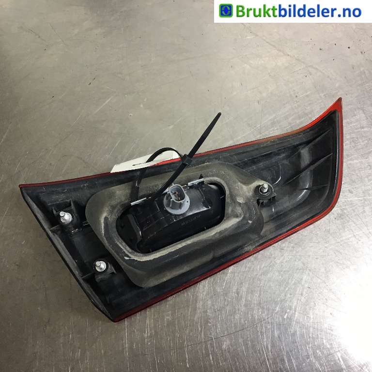 Baklykt høyre indre til Mitsubishi ASX 2010-2019  (MITSUBISHI|8336A088|)