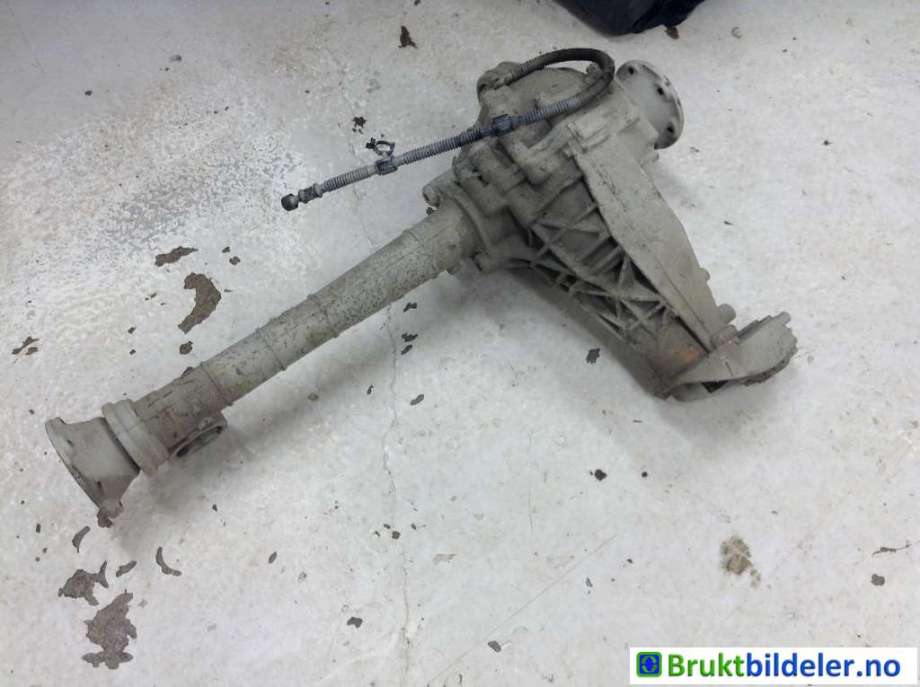 Kardang til VW Amarok, 2010-2016 (Type I, Fase 1)  (VOLKSWAGEN|0C1 409 505 N)