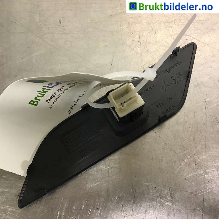 Bryter baklukeåpner til Citroën C4, Picasso 2013-2018 (Type II)  (CITROEN|96 766 105 77|)