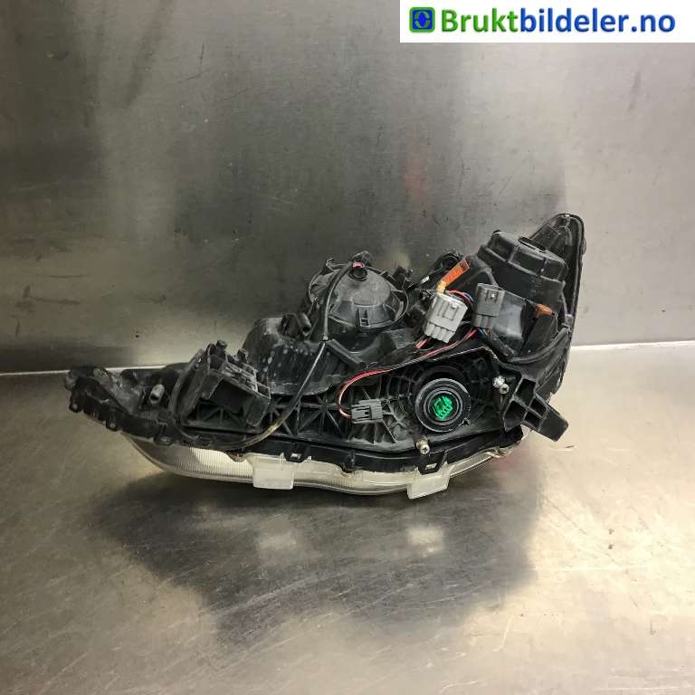 Frontlykt høyre xenon til Mitsubishi ASX 2010-2019  (MITSUBISHI|8301C642|)