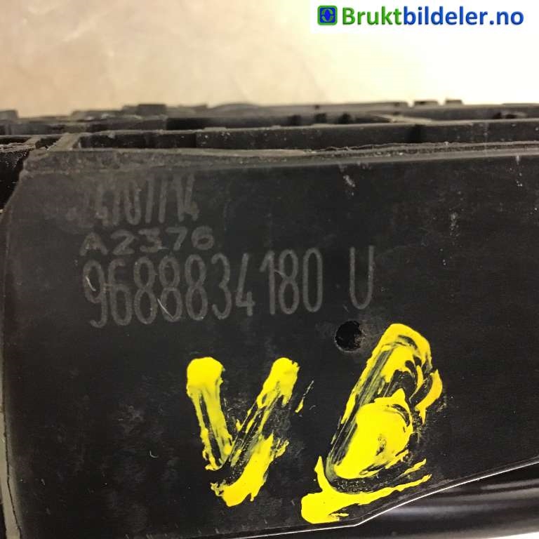 Dørhåndtak utv venstre bak til Citroën C4, Picasso 2013-2018 (Type II)  (CITROEN|96 888 341 80|)
