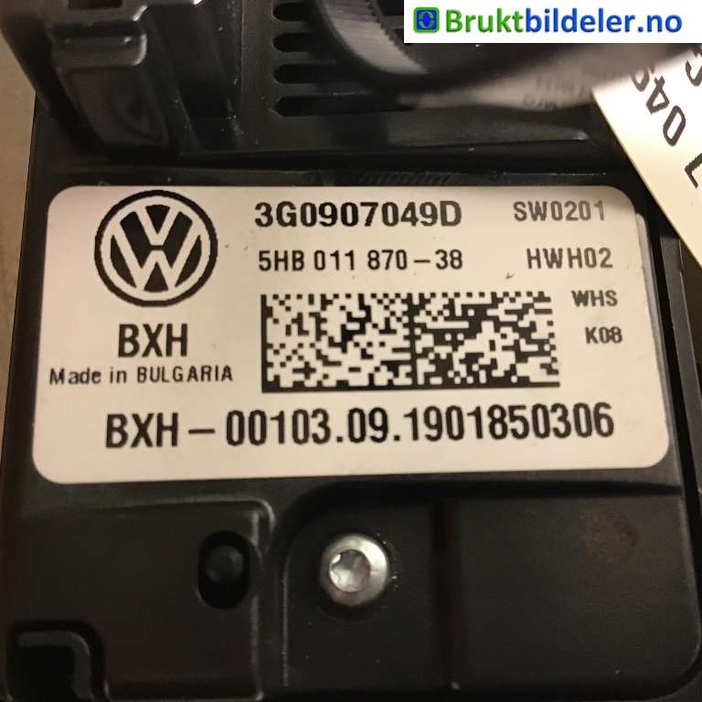 Varmeapparat betjening til VW Passat 2015-2019 (Fase 1) (B8) (B8) (VOLKSWAGEN|3G0 907 049 D|5HB 011 870-38|)