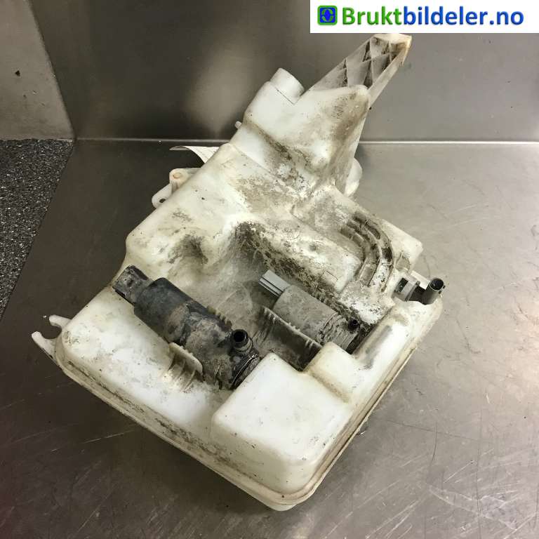 Spylertank til BMW 5-Serie 2003-2010 (E60/E61) (E60/E61) (BMW|61 66 7 179 449-01|)