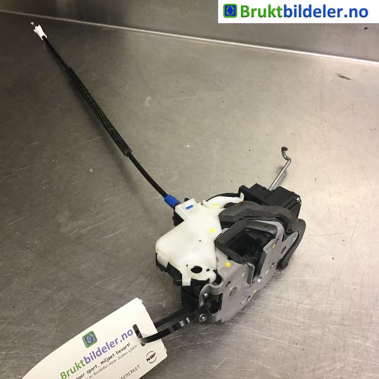 Låsekasse høyre foran til Opel Astra J, 2010-2015  (OPEL|13579523)