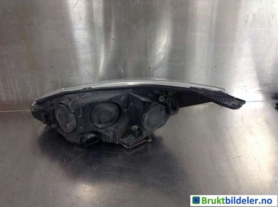 Frontlykt høyre xenon til Ford Focus 2011-2014 (Type III, Fase 1)  (FORD|BM51-13005-JB|2004298|)