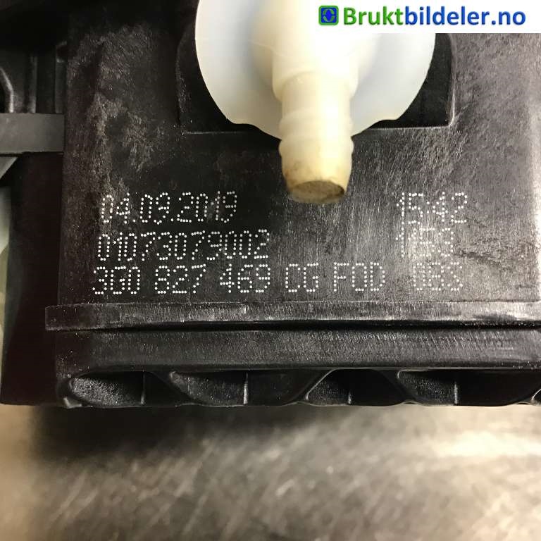 Bakluke/bakdør håndtak til VW Passat 2015-2019 (Fase 1) (B8) (B8) (VOLKSWAGEN|3G0 827 469 CG|)