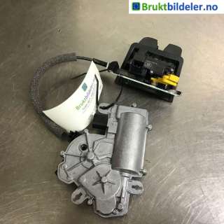 Baklukelås til VW Passat,  (B8) (VOLKSWAGEN|5TA 827 506 D|080017|3Q0 827 887 B)